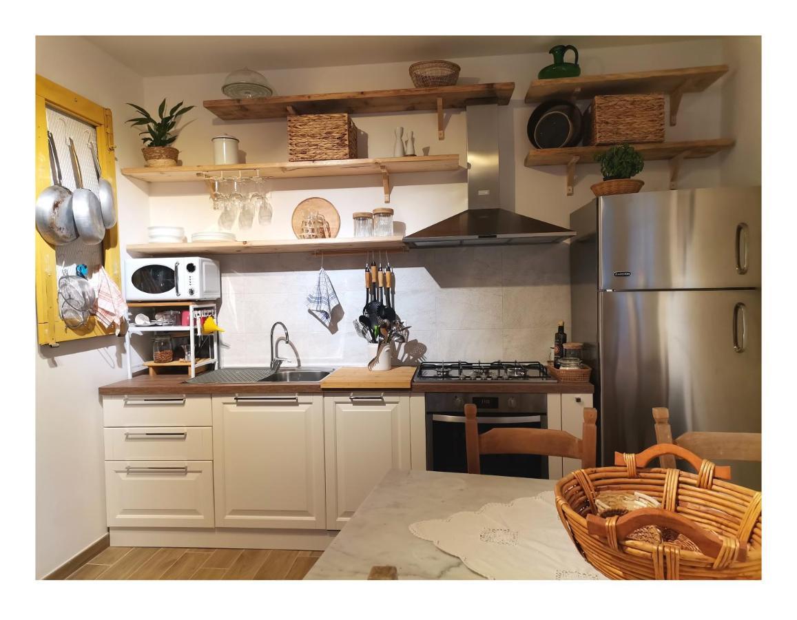 Residenza Vittoria Livorno Apartment ภายนอก รูปภาพ